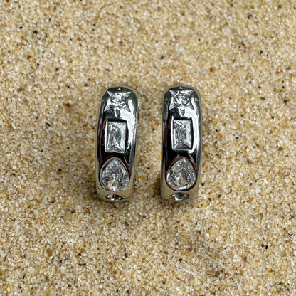 Mixed gem huggie earring in silver 