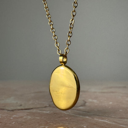 Rose Pendant Necklace in Gold or Silver