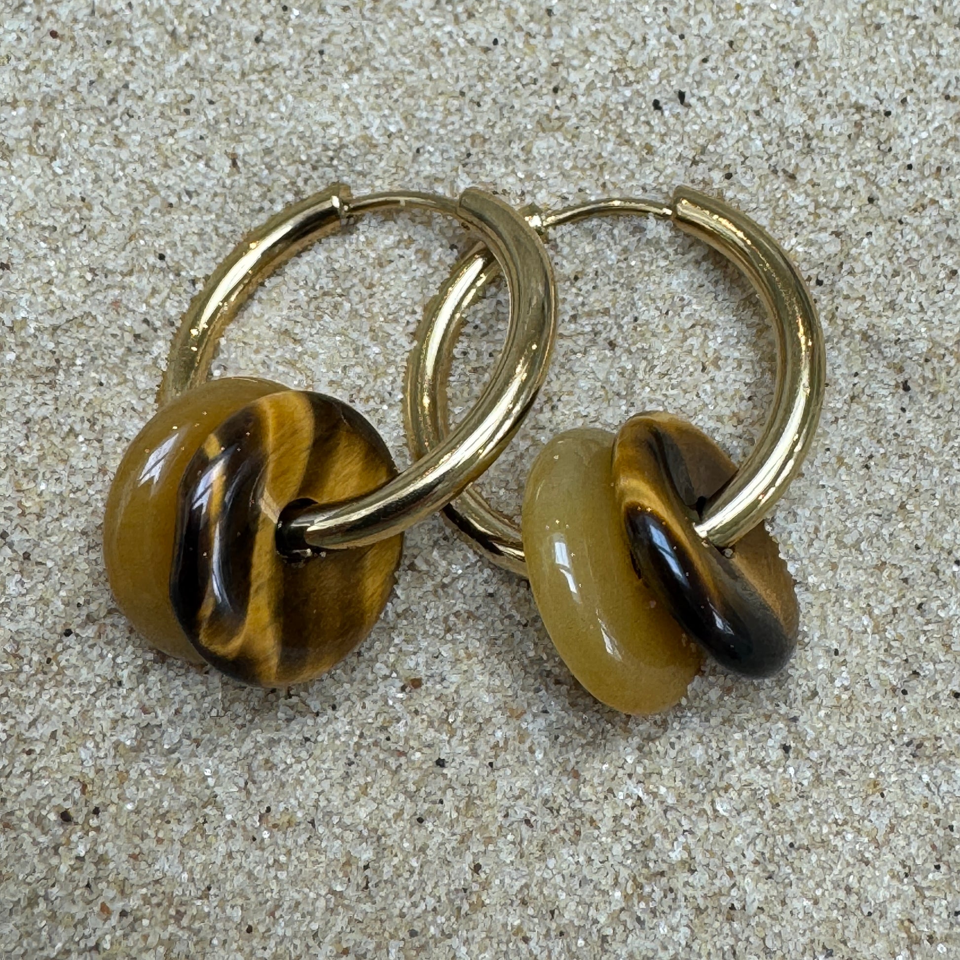 Small 14mm yellow jade and tiger's eye crystal bead double hoop huggie earrings