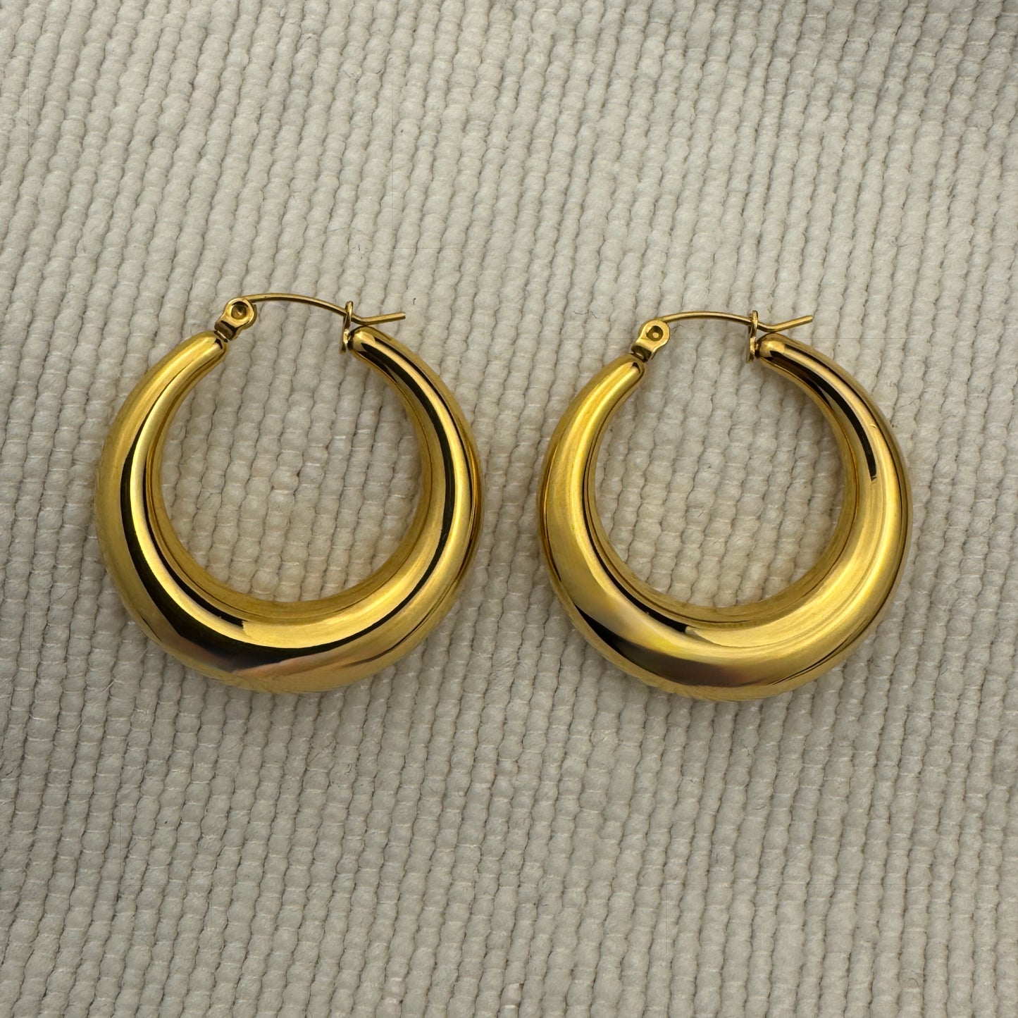 Tapered Hoop Earrings