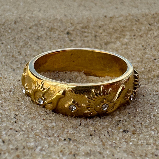 Tarot Style Hand and Sun Ring in Gold