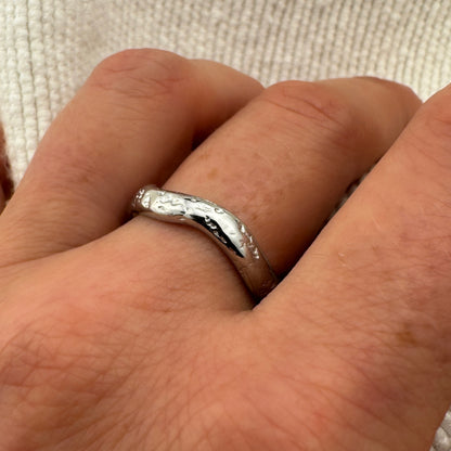 Irregular Wave Ring