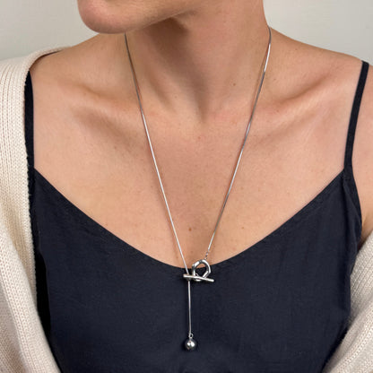 Adjustable Molten T-Bar Snake Chain Pendant in silver