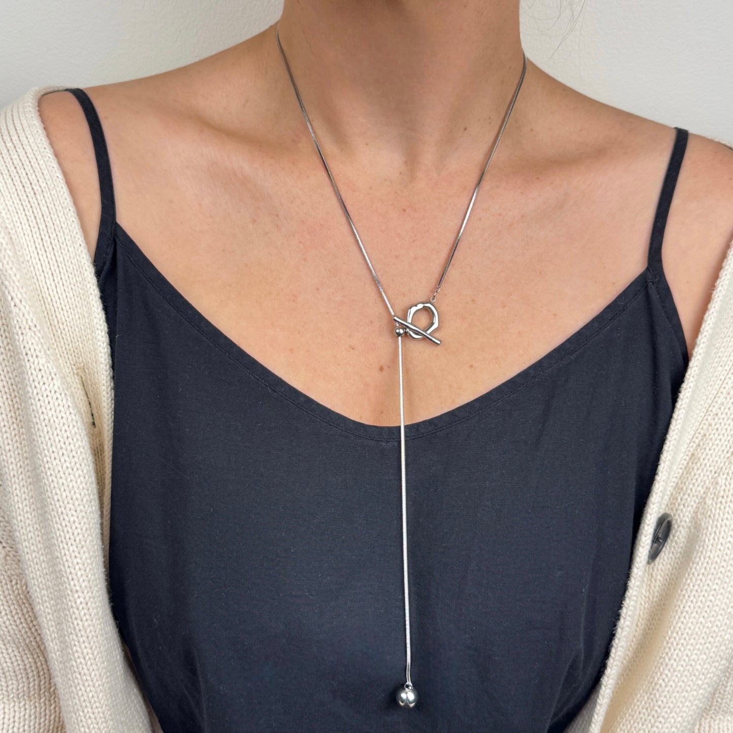 Adjustable Molten T-Bar Snake Chain Pendant in silver