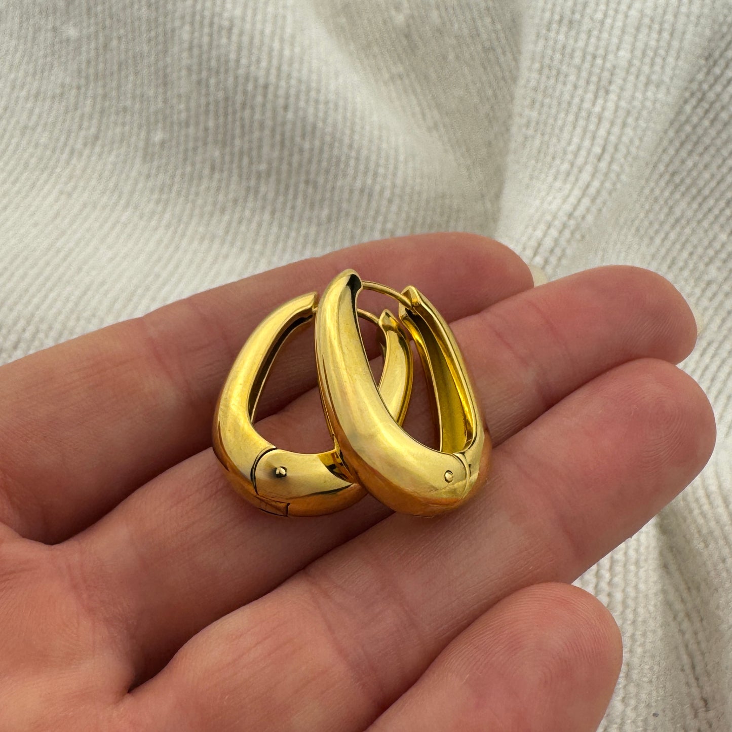 Teardrop Huggies Gold