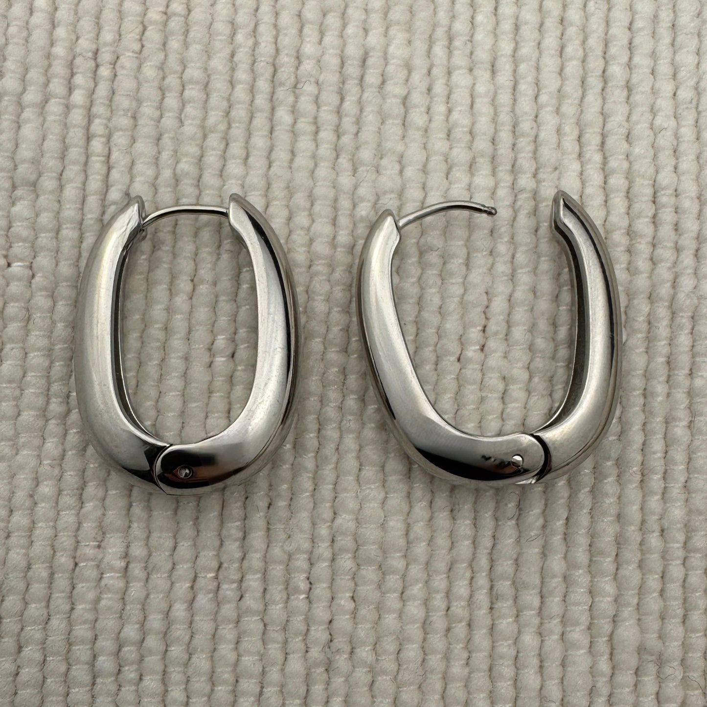 Teardrop Huggies Gold