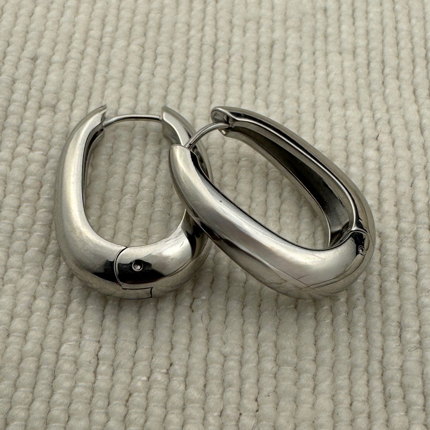 Teardrop Huggies Gold