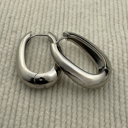 Teardrop Huggies Gold