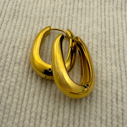 Teardrop Huggies Gold