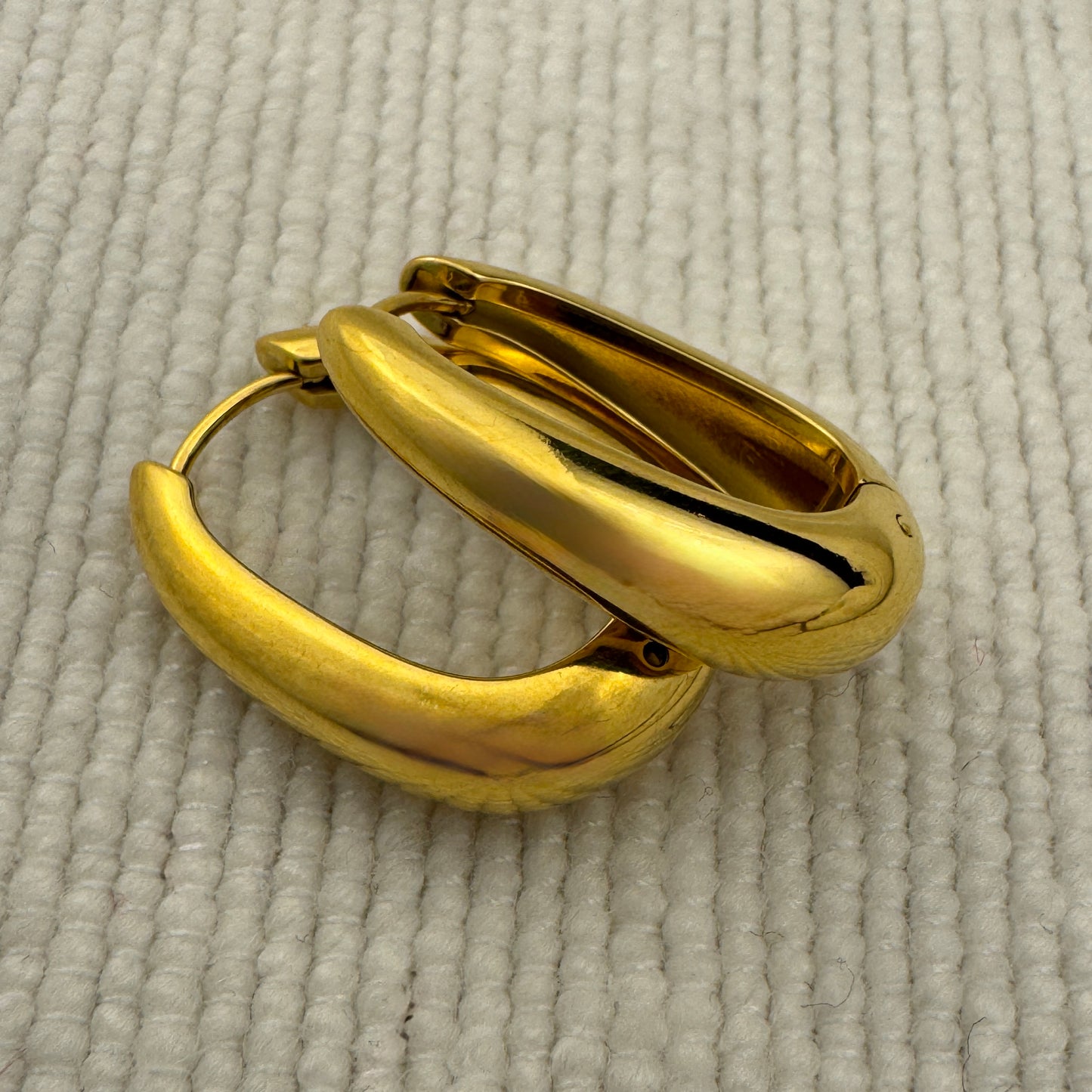 Teardrop Huggies Gold