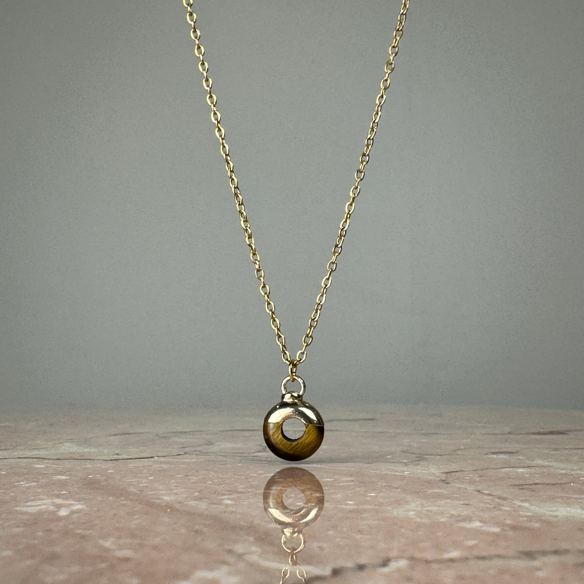 Tiger’s Eye Crystal Ring Pendant with 18k gold plated cap and fine chain